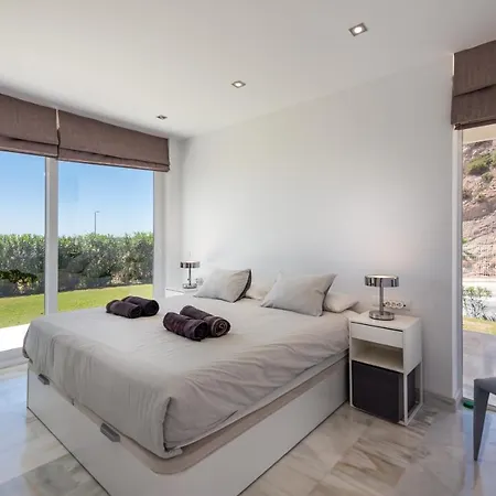 Villa Dona Julia 2410 Golf And Sea Views